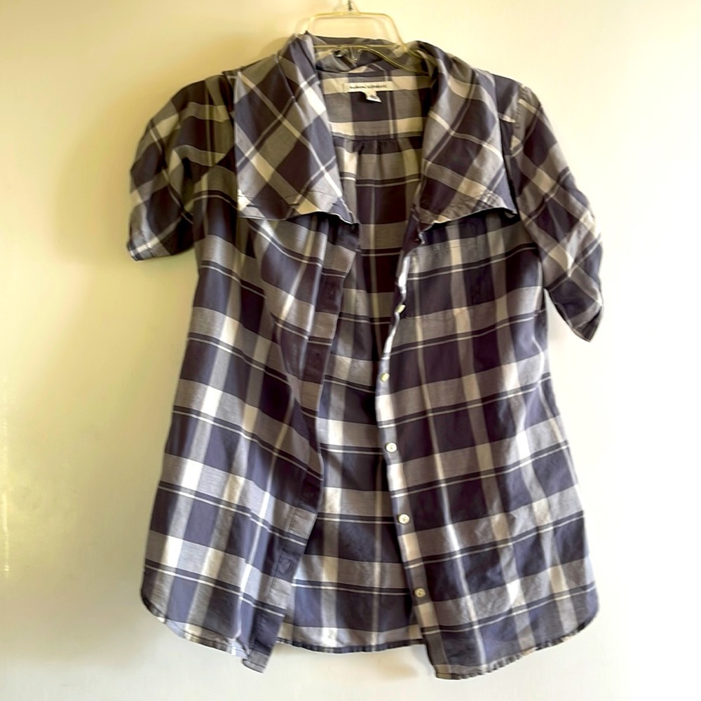 Banana republic grey white plaid shirt sleeve small blouse artsy edgy unusual